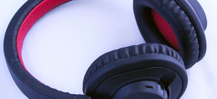 My Review on the Philips SHB7000/28 Bluetooth Stereo Headset, Black and Red