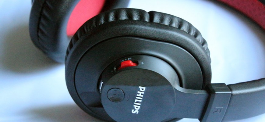 My Review on the Philips SHB7000/28 Bluetooth Stereo Headset, Black and Red
