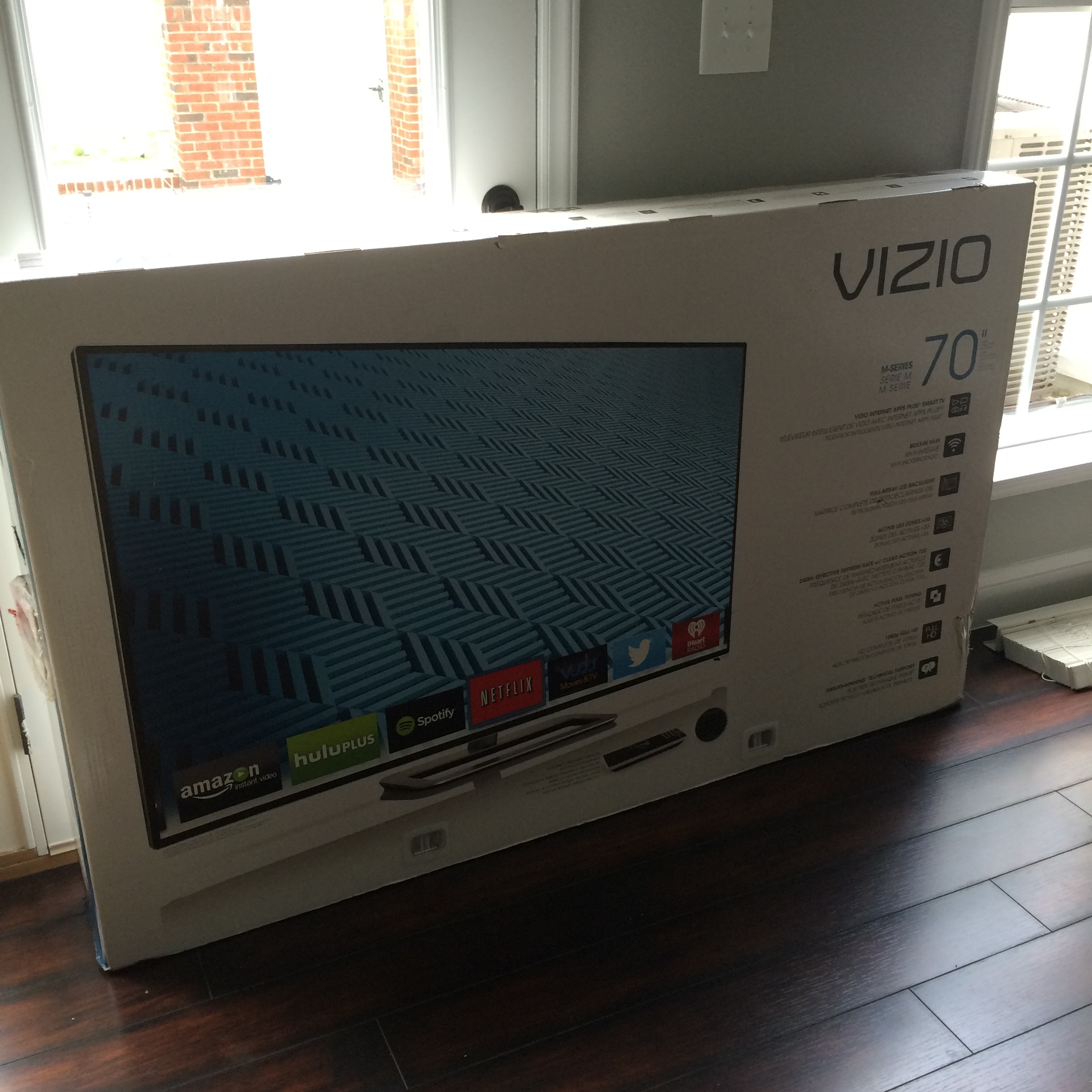 New Vizio M702i-B3 70 inch TV